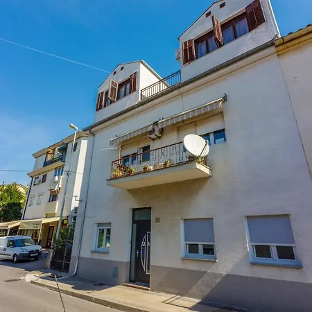Ivica Apartment